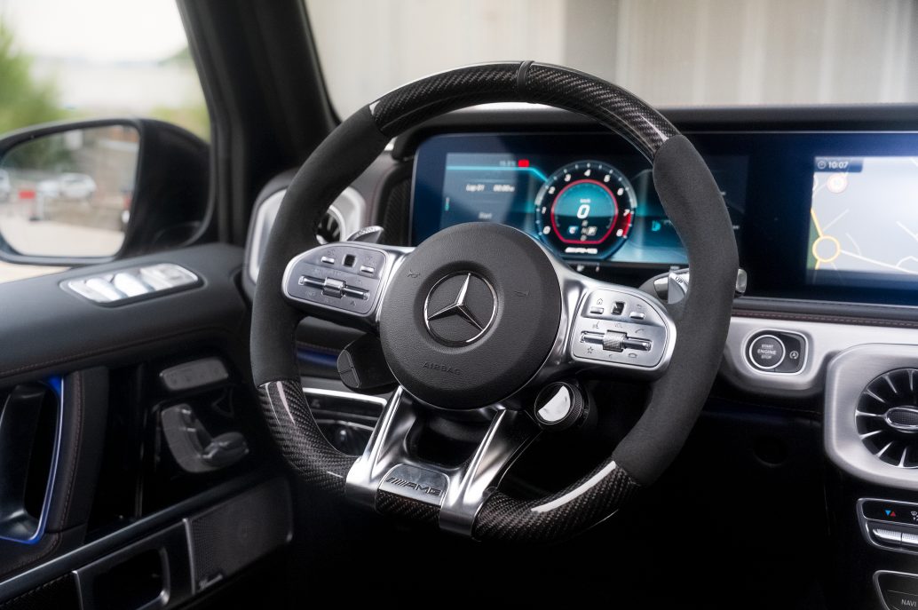 Mercedes G 63 AMG 2025 — volant AMG et écrans